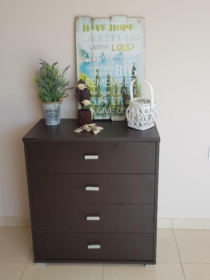 Butterfly Apartment Kalamata Bagian luar foto